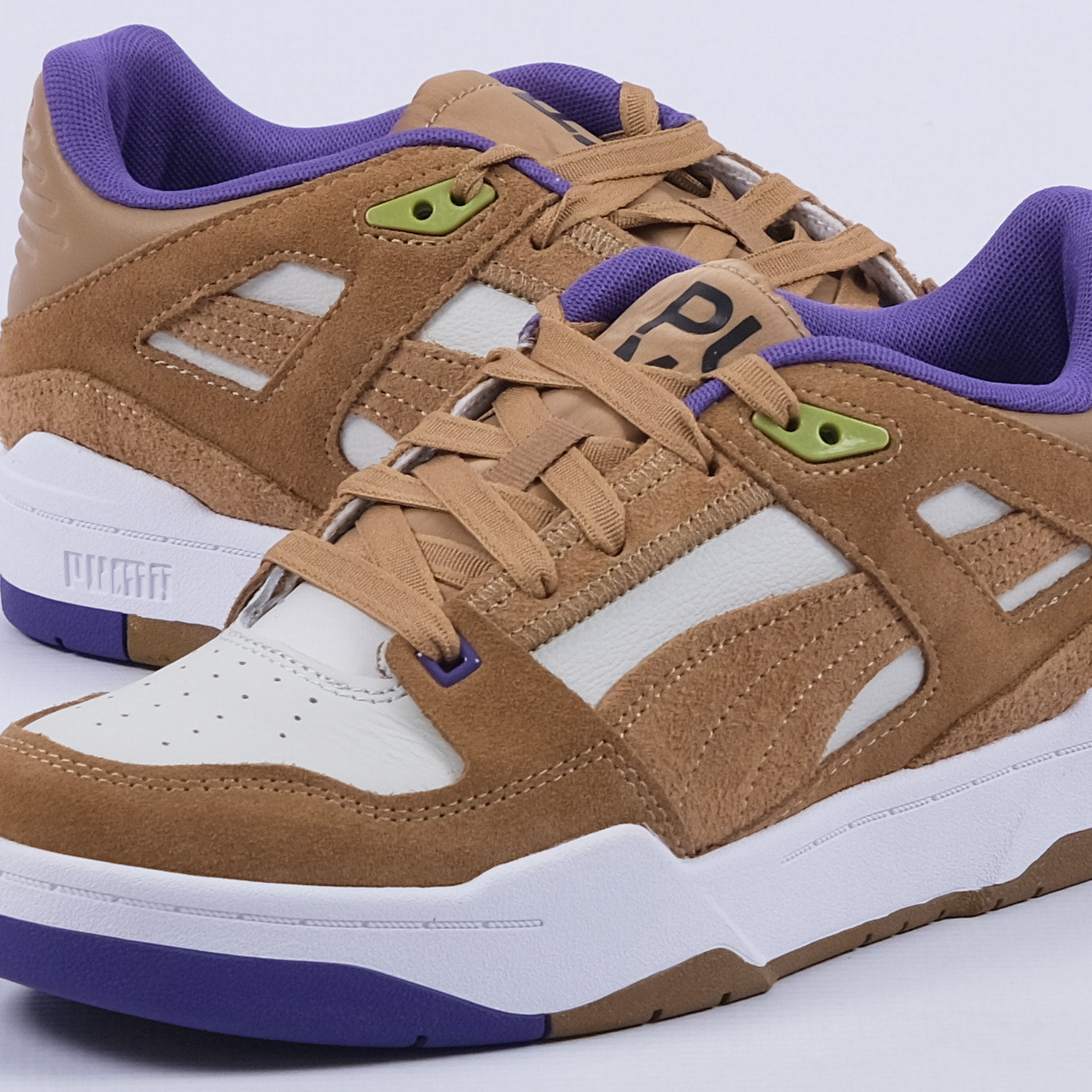 Slipstream Infuse Sneakers (Toasted/White)