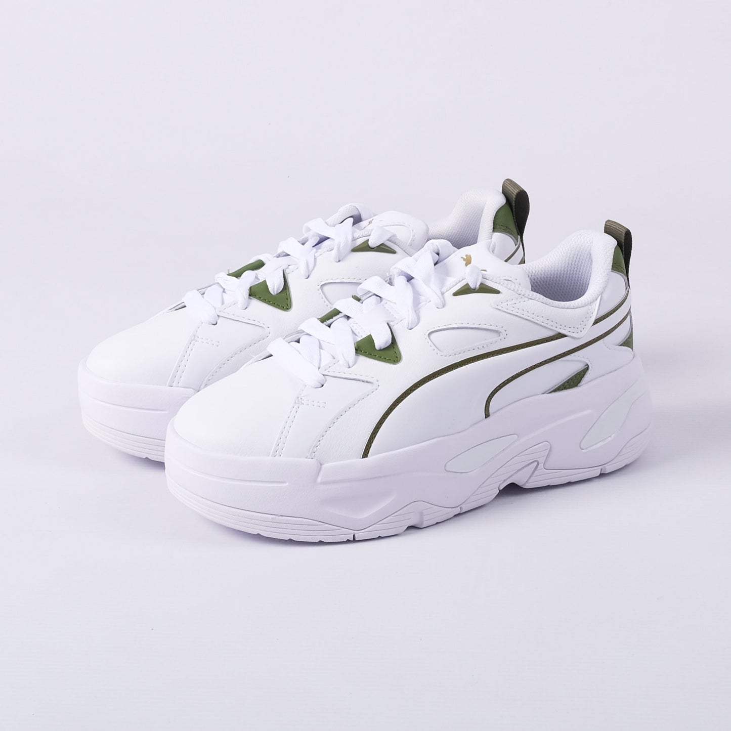 WMNS Blaster Dress Code Sneakers (White/Olive Green)