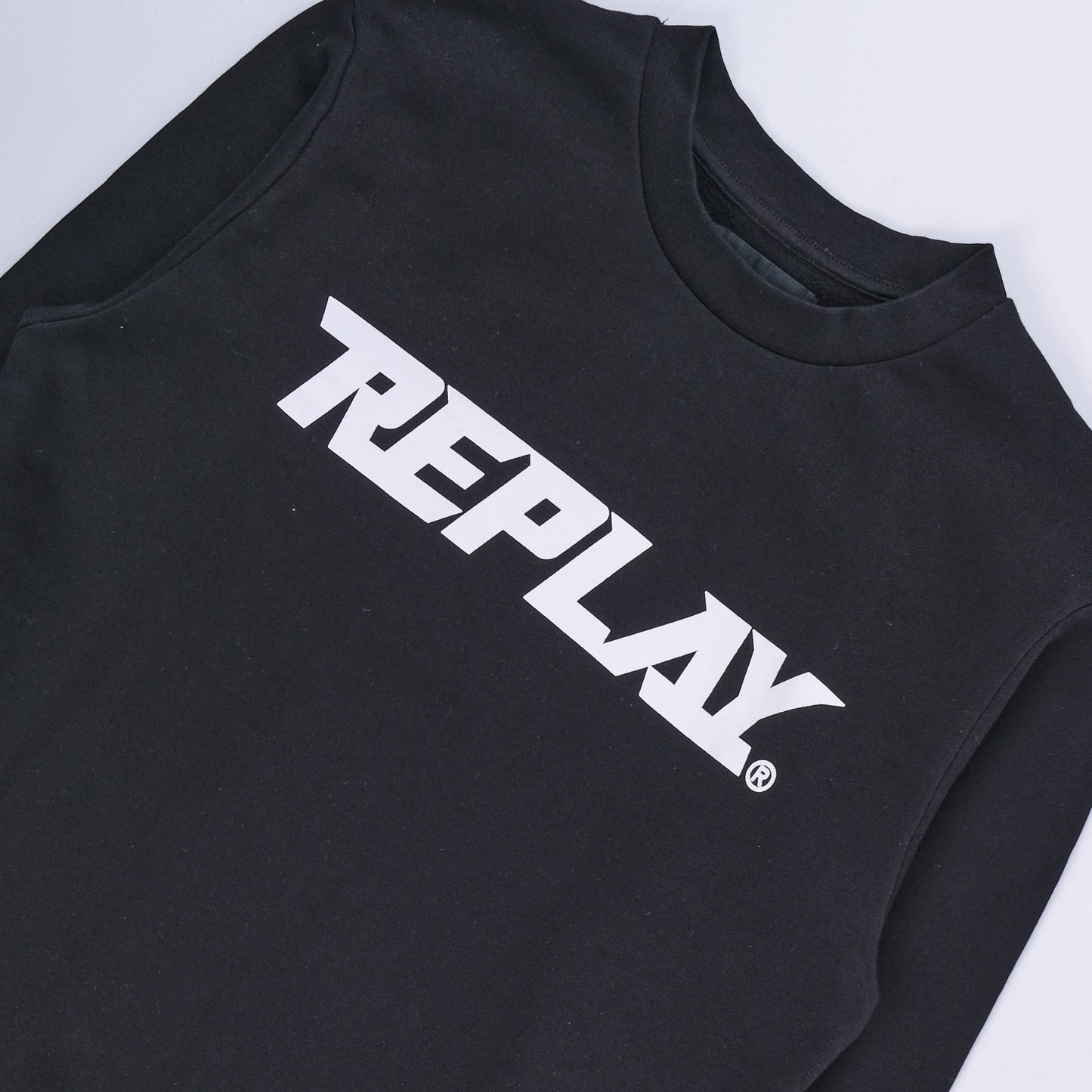 Aero Logo Sweater (Black)