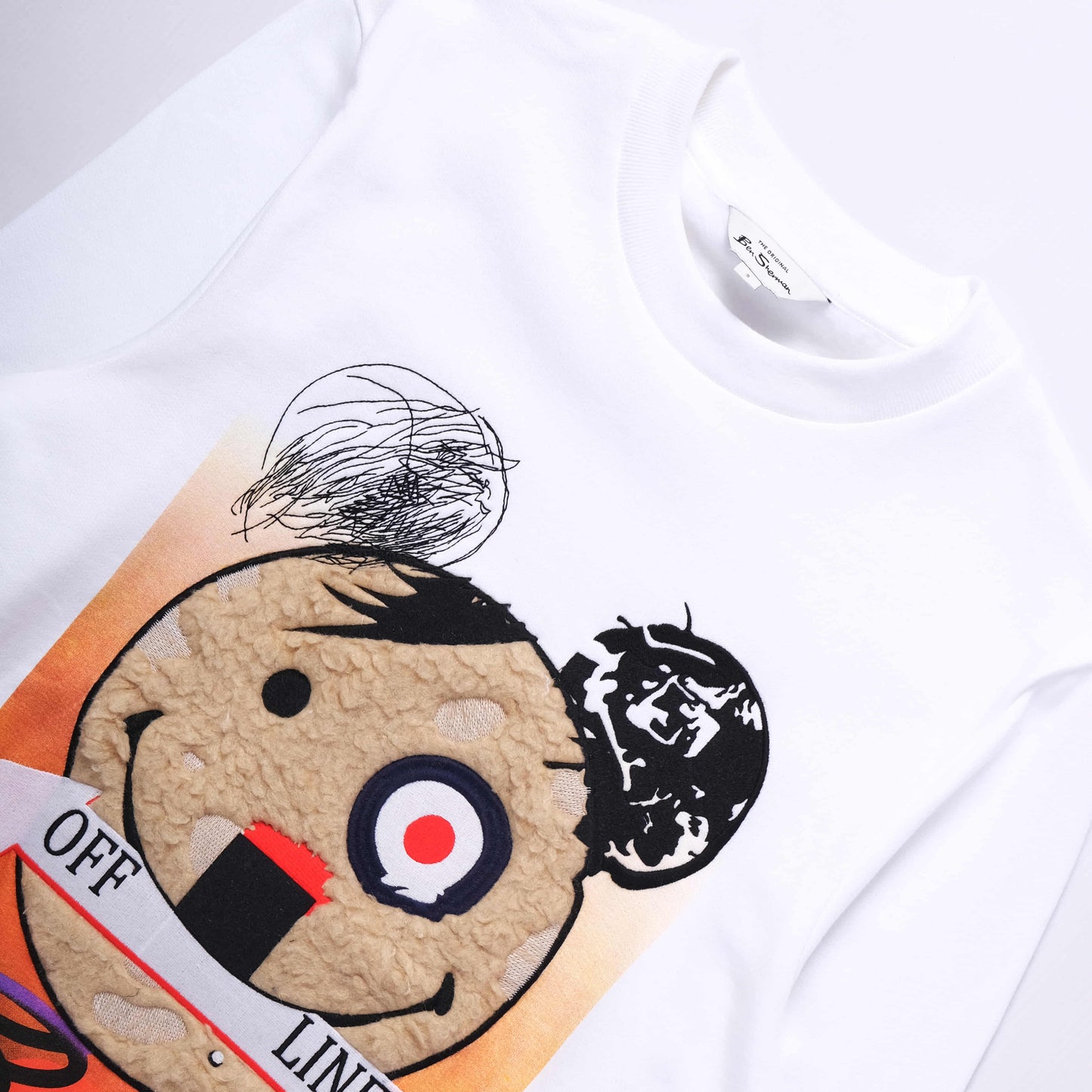 Off Line Fur Applique Sweater (White)