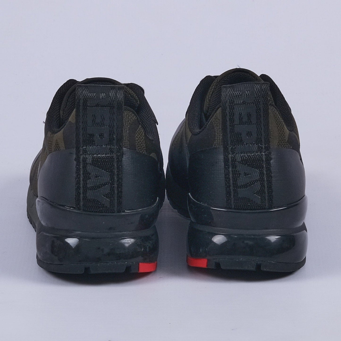 Shoot Peaky Sneakers (Green/Black)