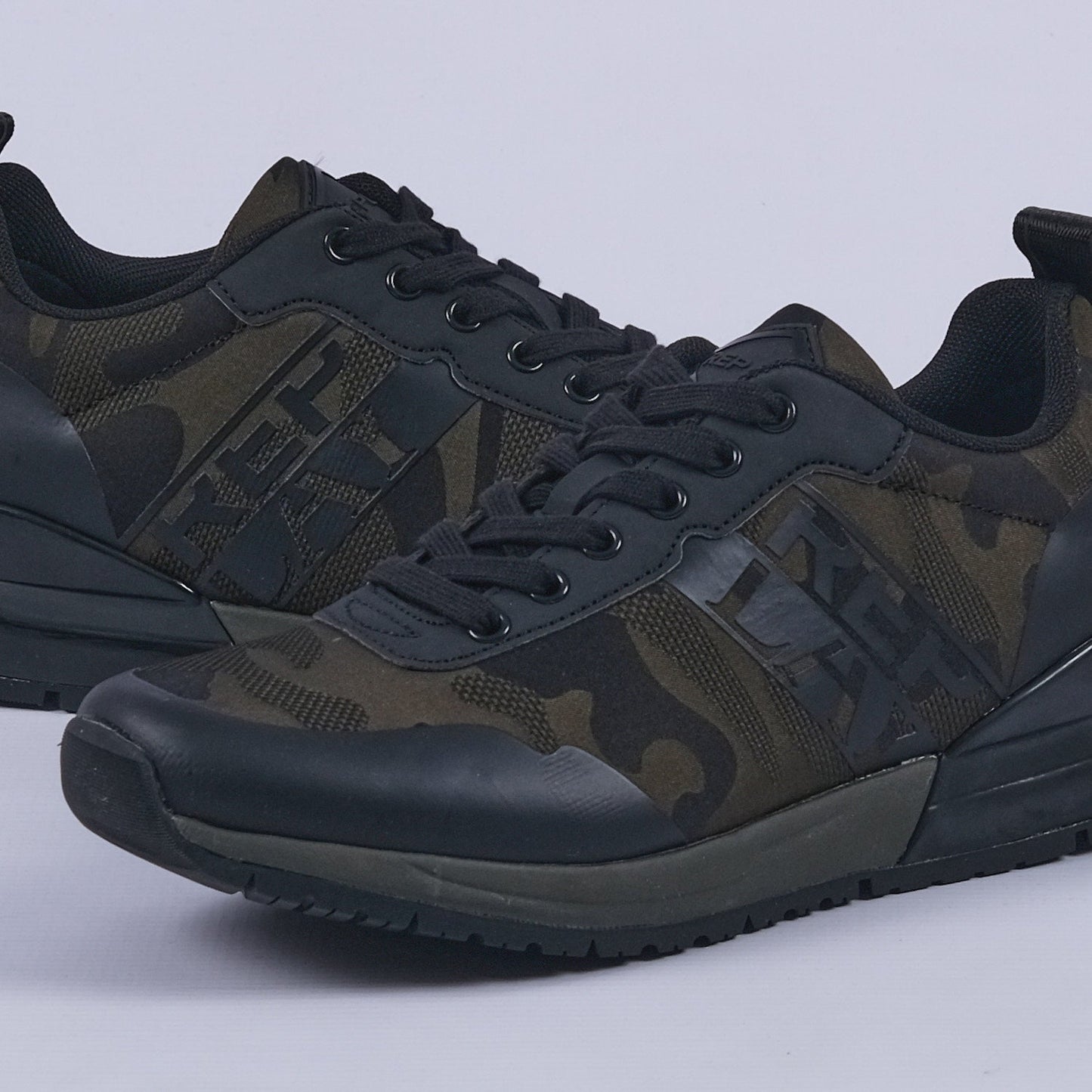 Shoot Peaky Sneakers (Green/Black)