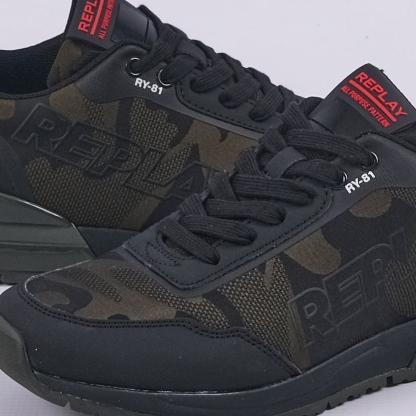 Shoot Square Sneakers (Camo Green)
