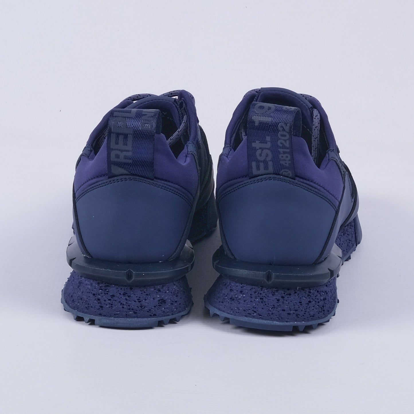 Field Total Sneakers (Blue)