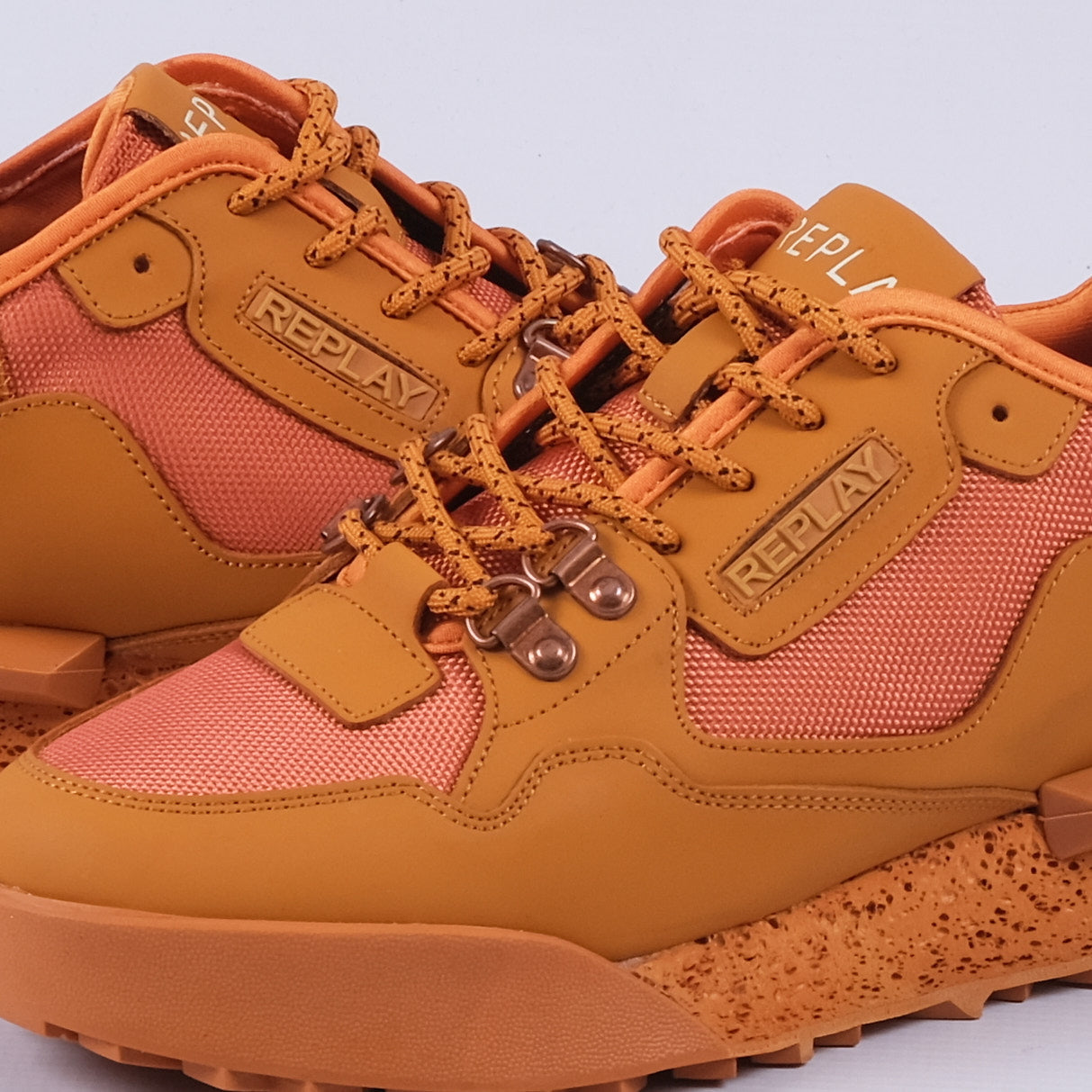 Field Total Sneakers (Orange)
