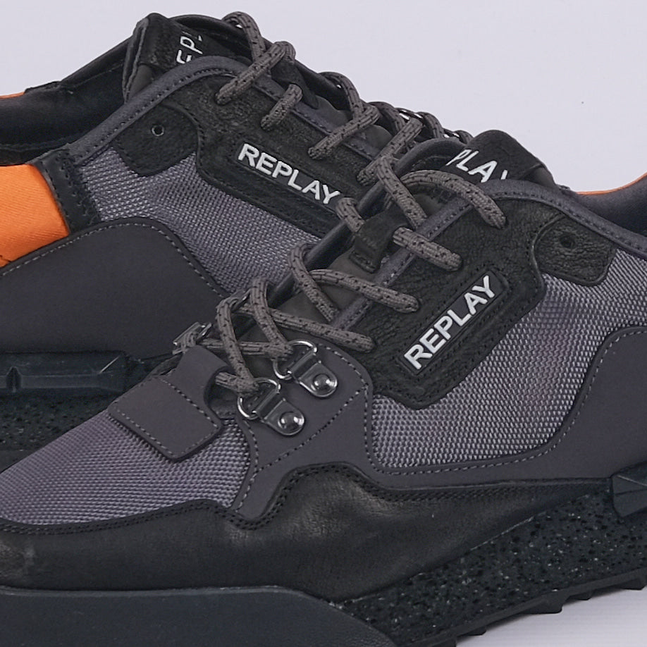 Field Speed K2 Sneakers (Black/Dark Grey)