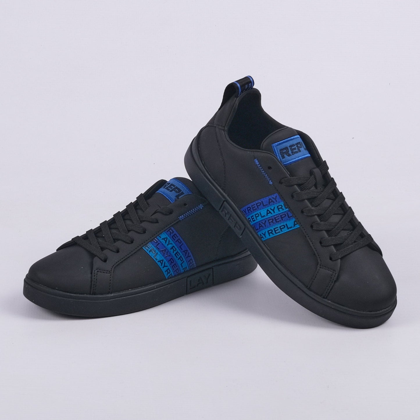 Polys Stripes Sneakers (Black)