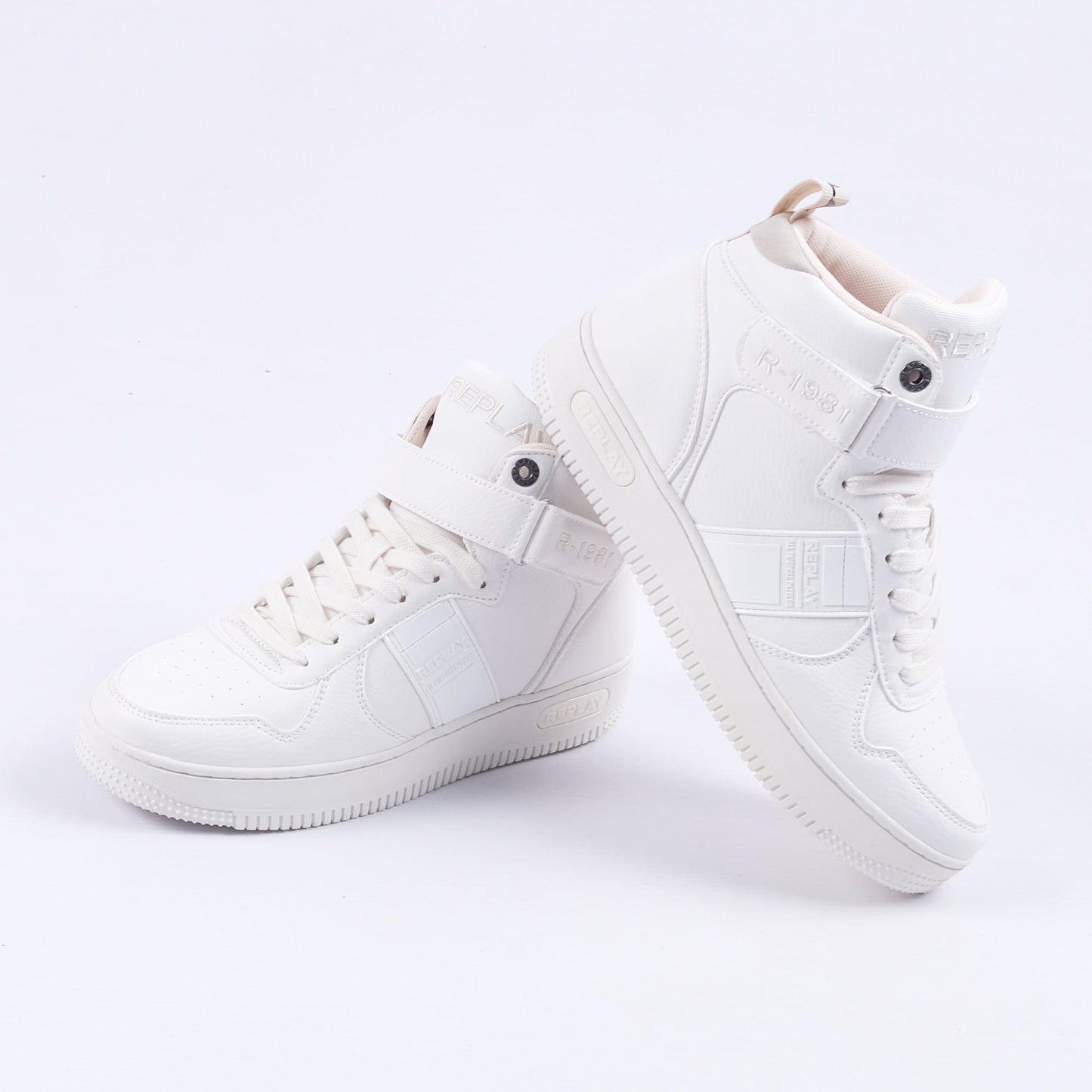 Epic M Alfa Sneakers (White)