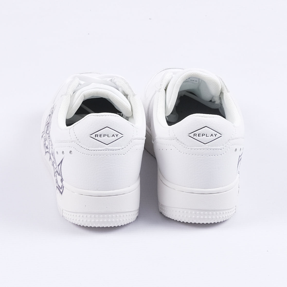 Epic M Graffitti Low Sneakers (White/Black)