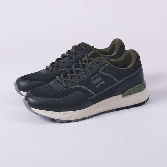 Holorin II KNT Sneakers (Black)