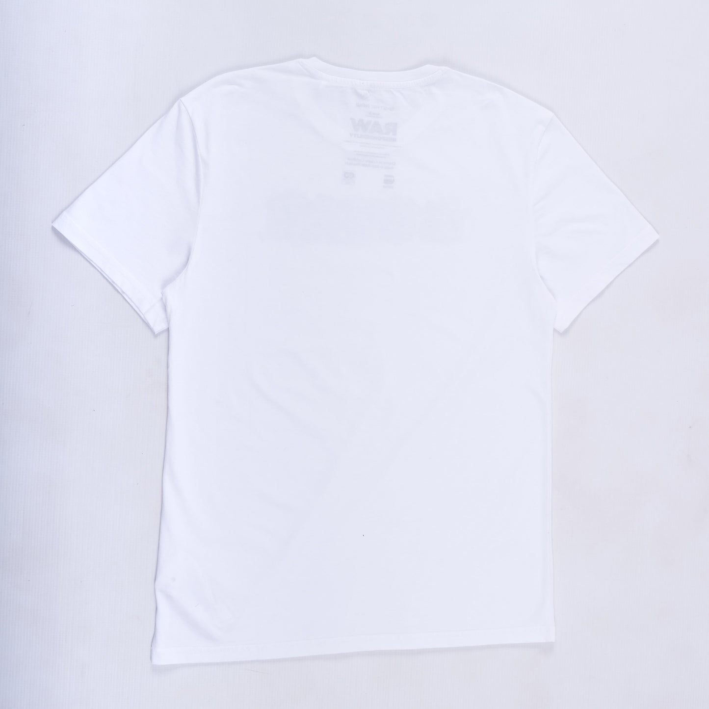 Distressed Logo RT T-Shirt (White)